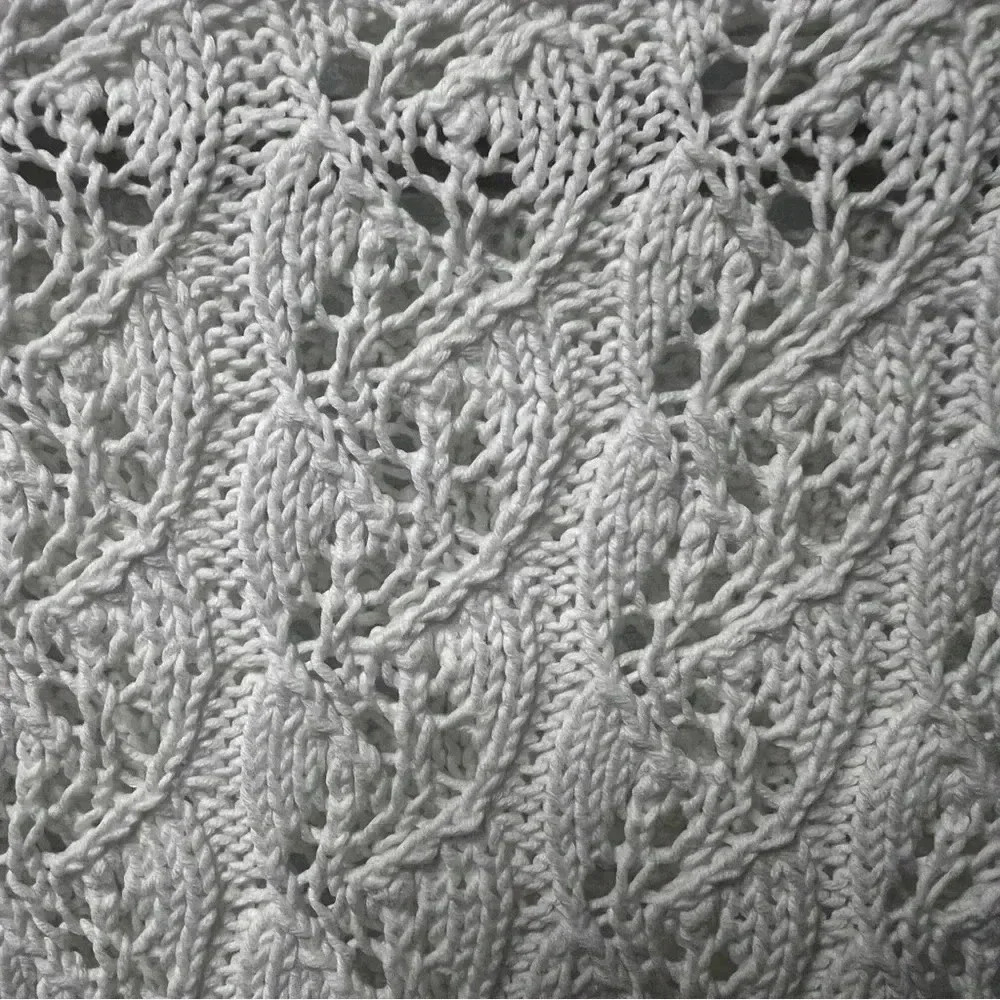hand-knitted women's blouse, white, size is small or medium. - Picture 6 of 6